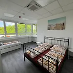 Driver Rooms Hostel *