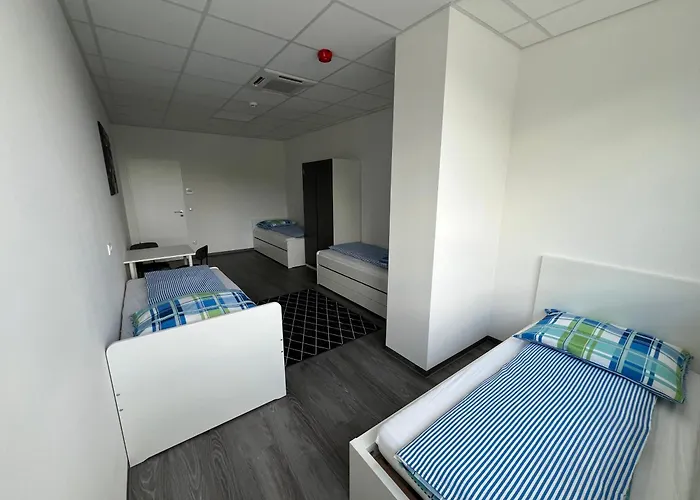 Driver Rooms Hostel *